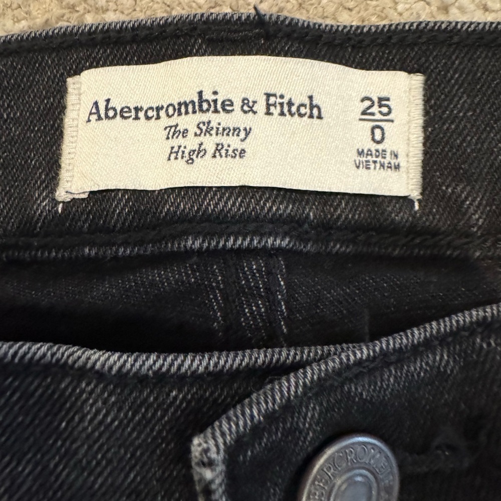 Abercrombie & Fitch Black Straight Jeans size 25 - Picture 2 of 4